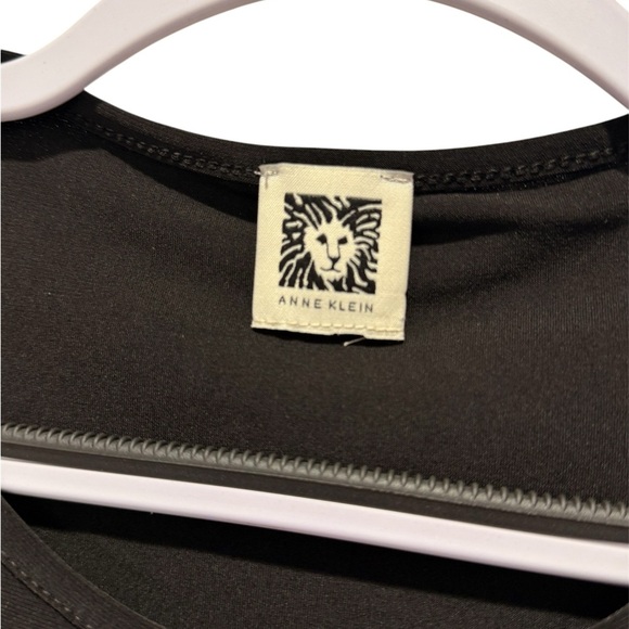 • Anne Klein Blouse Small Black and Gold Sheer Sleeves Formal - Cuffed S… - Picture 8 of 8